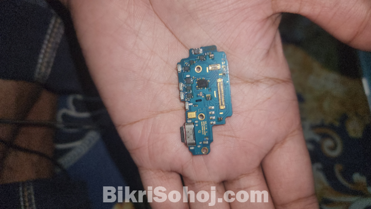 Galaxy S22 ultra charging port